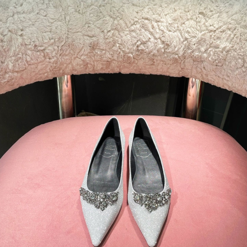 Roger Vivier flat shoes